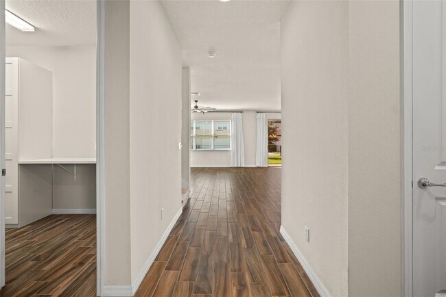 Building Photo - 2669 Tahoe Terrace