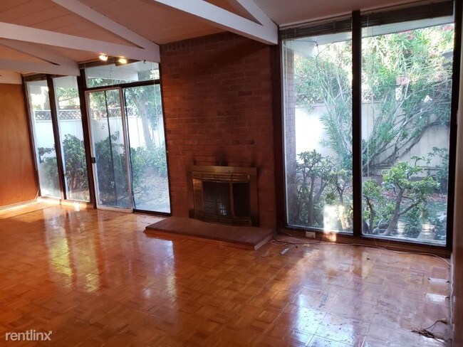 Foto del edificio - 3 br, 2 bath House - 2439 Thaddeus Dr