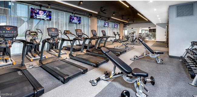 Foto del edificio - 1 br, 1 bath  - 252 NW 25th St