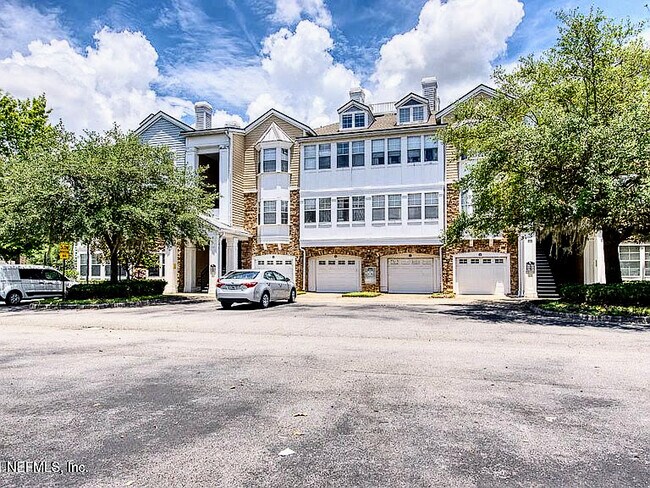 Foto del edificio - 8550 Touchton Rd
