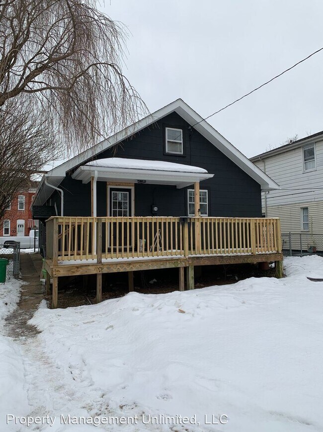 Foto del edificio - 2 br, 1 bath House - 35 E 8th Ave