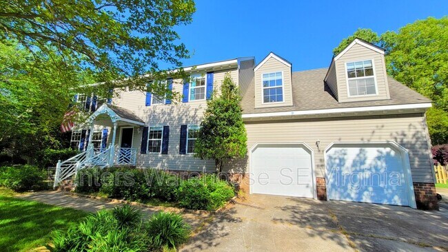 Building Photo - 820 Forest Lakes Cir