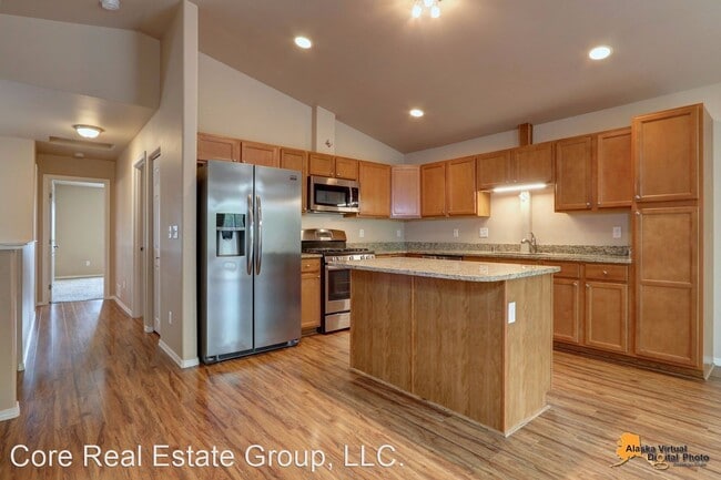 Foto del edificio - 3 br, 2 bath House - 8924 Mast Circle