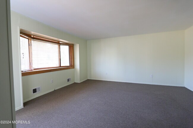 Foto del edificio - 814 Laurel St