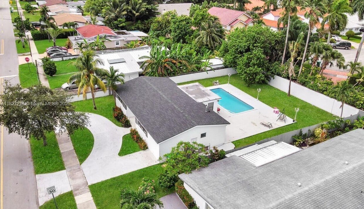 Foto principal - 21410 NE 24th Ct