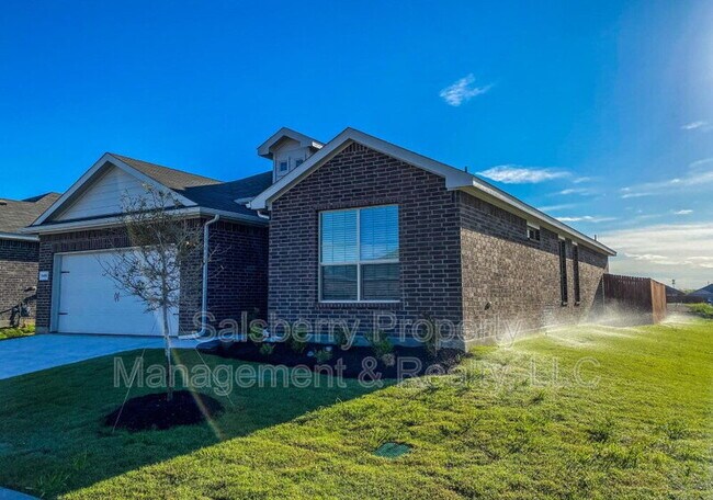 Building Photo - 5400 Gold Pond Dr