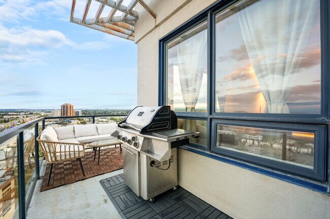 Photo du bâtiment - 741 Ranchview Cir NW