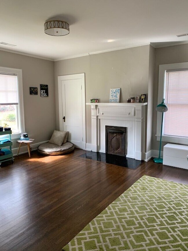 Foto del edificio - 2822 Rivermont Ave