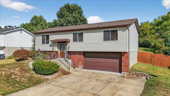 Photo - Step inside to experience the charm! House