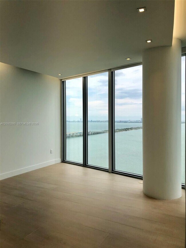 Foto del edificio - 2900 NE 7th Ave