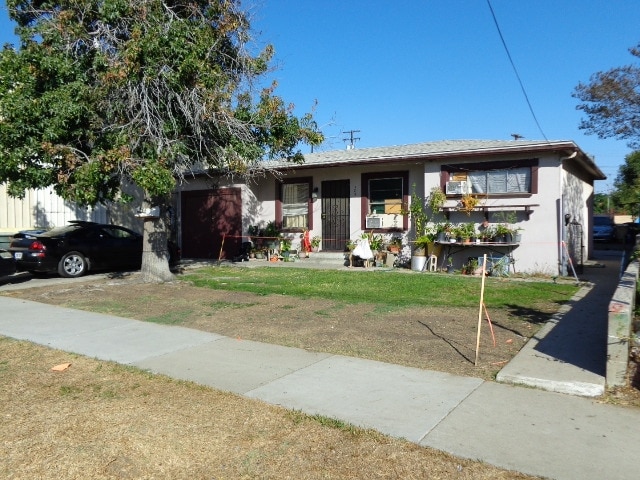 Primary Photo - 123 S Cypress Ave