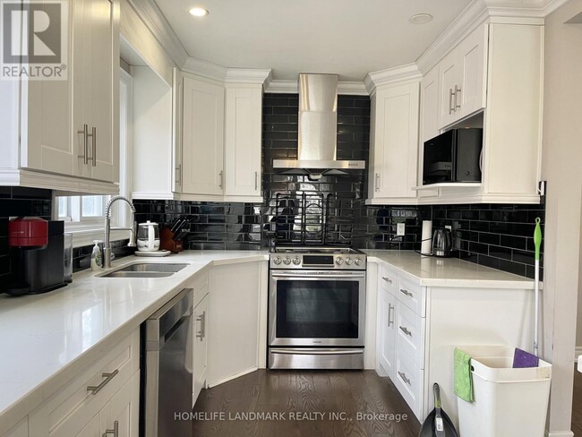 Building Photo - 91 McNicoll Ave