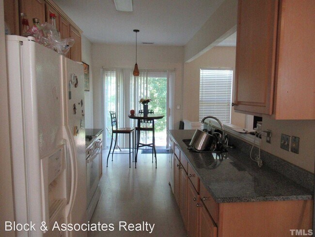 Foto del edificio - 3 br, 2.5 bath House - 302 Apricot Circle