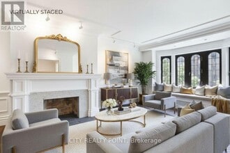 Building Photo - 2 Clarendon Ave