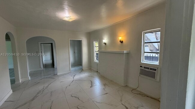 Foto del edificio - 836 NW 29th St