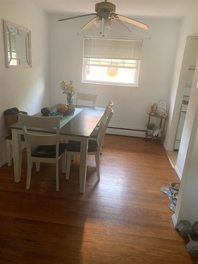 Building Photo - 267 W ERIE Ave