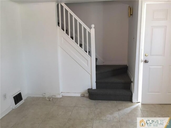 Photo - 20 Pulaski Avenue Apartment