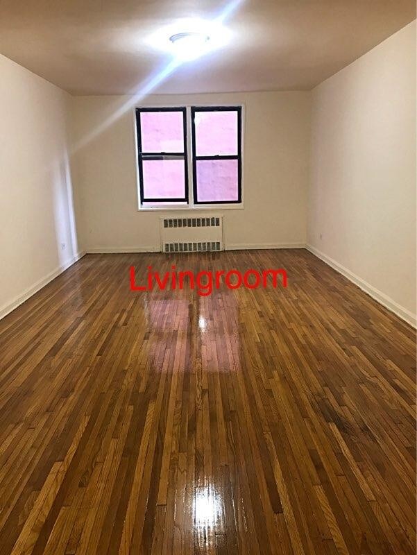 Foto del edificio - 72-10 37th Avenue