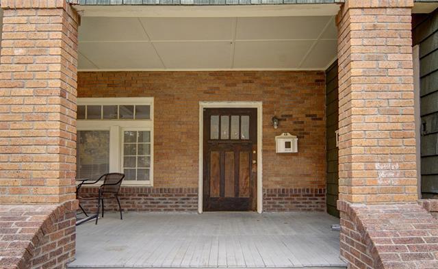 Foto del edificio - 2216 6th Ave
