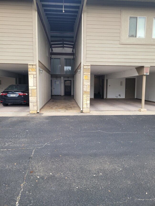 Foto del edificio - 306 Out Yonder