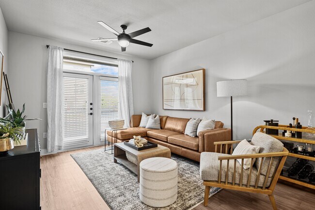 Foto del edificio - Lenox Grand