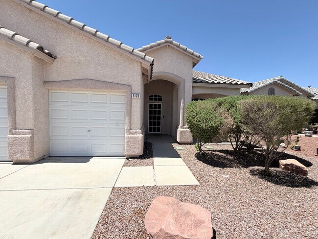 Building Photo - Beautiful Single-Story Home with 3-Car Garage & Covered Patio