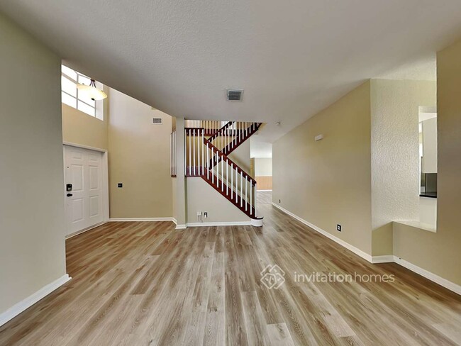 Foto del edificio - 3035 Dogwood Ln