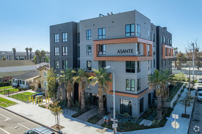 Building Photo - Asante