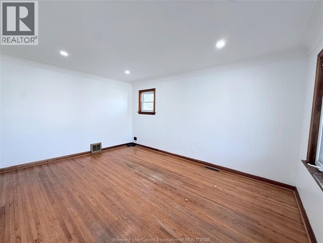 Building Photo - 1943 Olive Rd