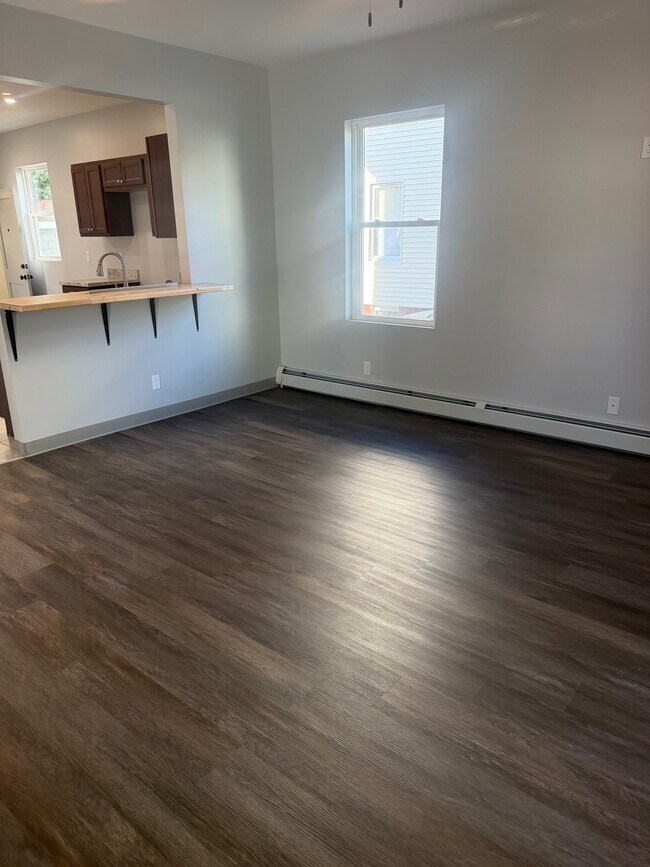 Building Photo - 383 Sayles St