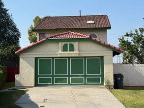 Building Photo - 770 W Almond St