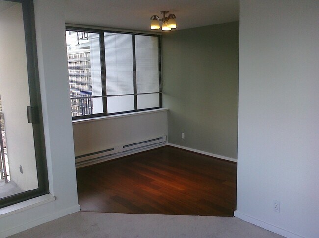 Foto del edificio - Beautiful bright One Bedroom Condo With a ...