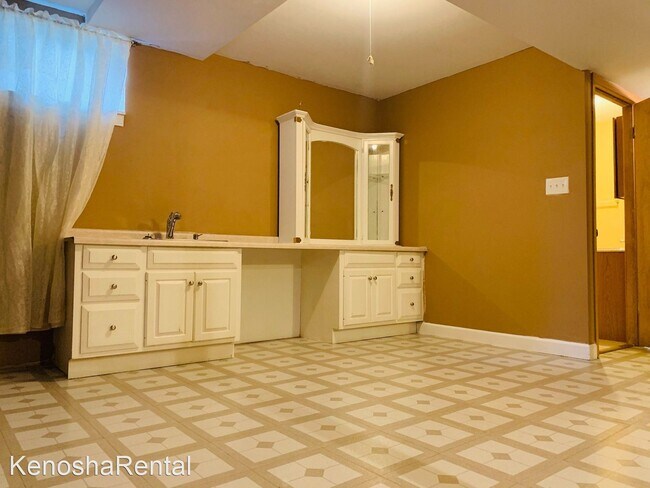 Building Photo - 3 br, 3 bath House - 3705 45th Street