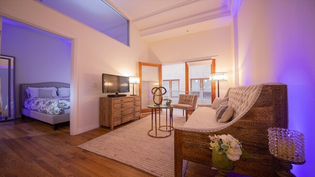 Interior Photo - The Blackstone on 9th and Broadway