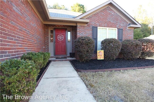 Building Photo - 3 br, 2 bath House - 208 Oak Park Drive