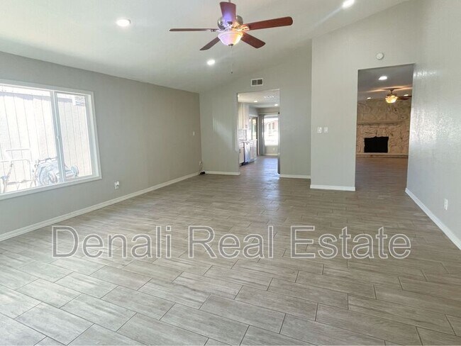 Foto del edificio - 2053 S Paseo Loma