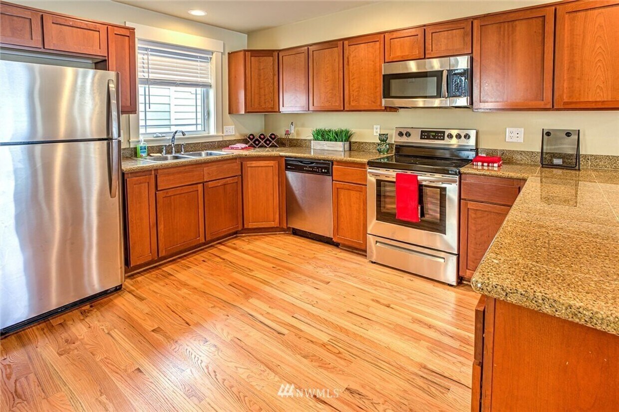 5941 36th Ave S, Seattle, WA 98118 House Rental in Seattle, WA