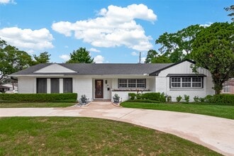 Building Photo - 5666 Overbrook Ln