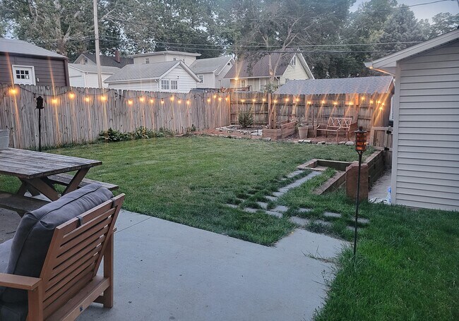 Building Photo - 5661 Marcy St