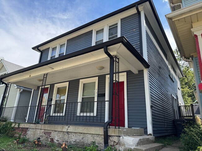 Building Photo - 733 Orange St