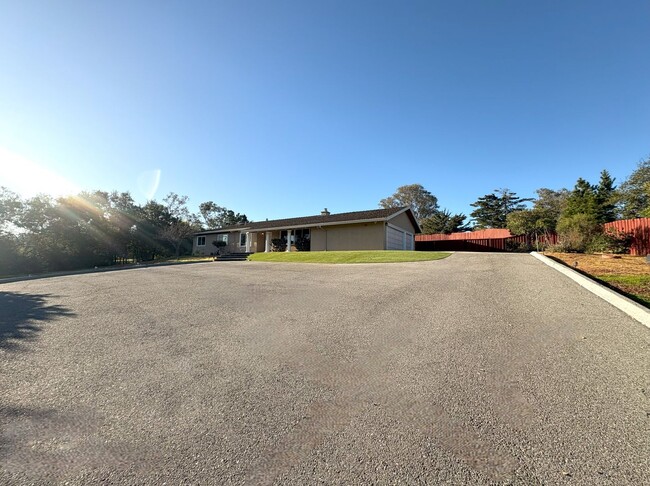 Foto del edificio - Charming Single Family Home in Los Altos H...