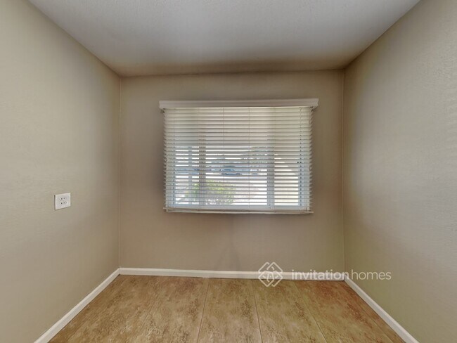 Building Photo - 3111 N 34th St