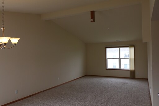 Building Photo - 10260 Marblewing Rd