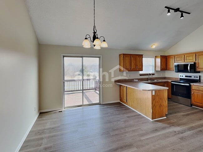 Foto del edificio - 713 Derby St