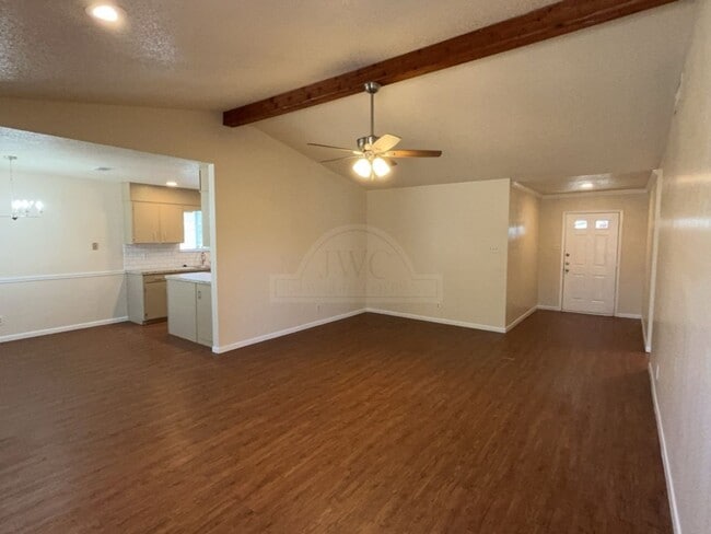 Building Photo - 3205 Westrim Dr