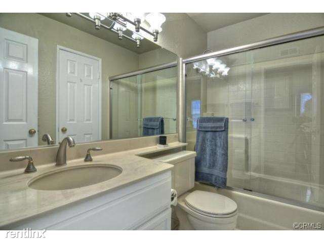 Building Photo - 1 br, 1 bath Condo - 3730 S Bear St