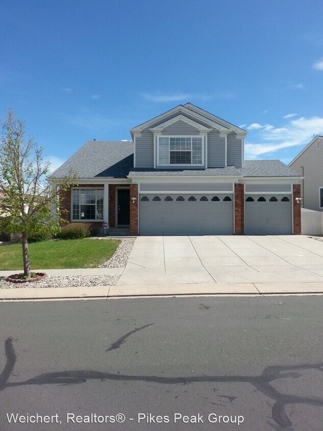 Primary Photo - 4 br, 2.5 bath House - 5110 Sand Hill Drive