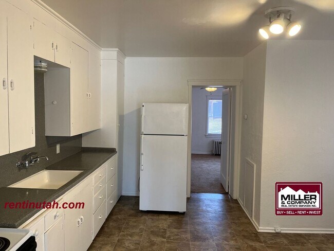 Foto del edificio - 817 E 100 S