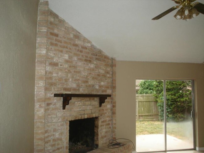 Building Photo - 7429 Whisper Wind Dr
