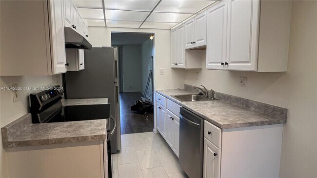 Foto del edificio - 3121 NW 47th Terrace